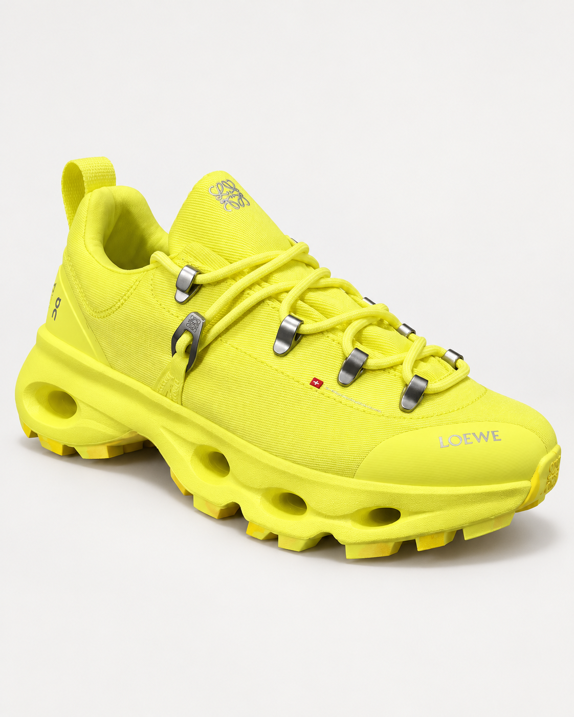 On x LW Cloudsolo Hike