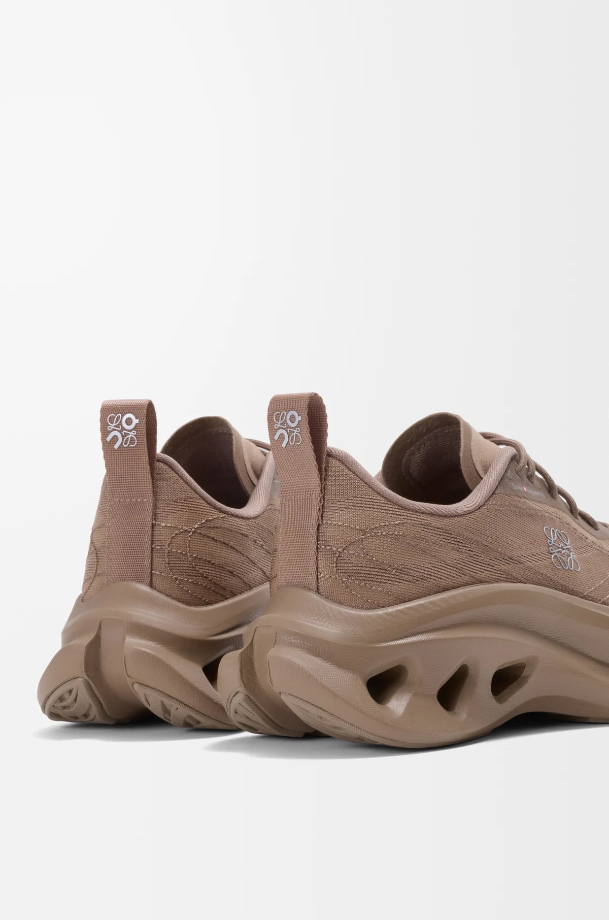 On x LW Cosmic Sneaker