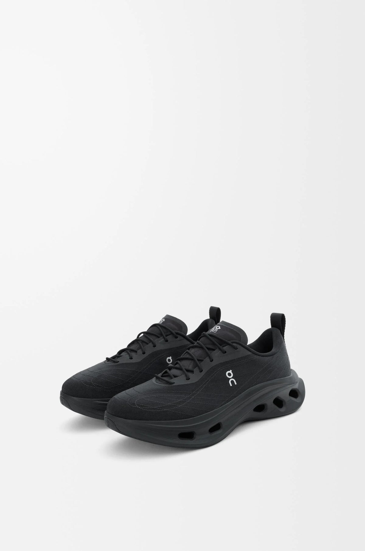 On x LW Cosmic Sneaker