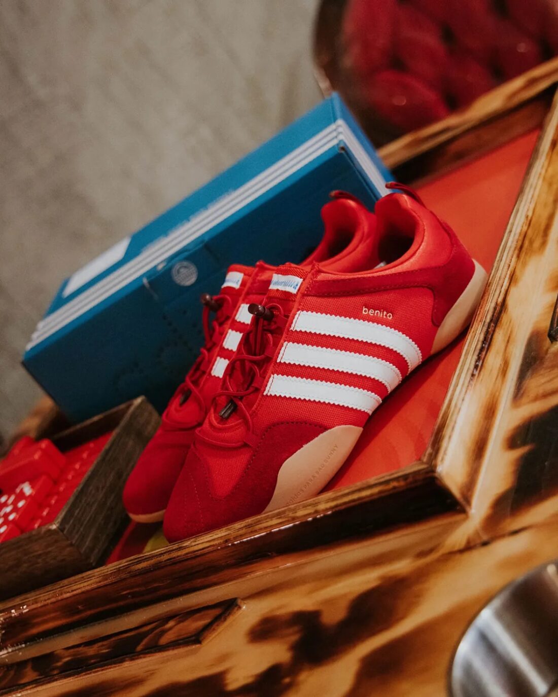 BB SNEAKERS